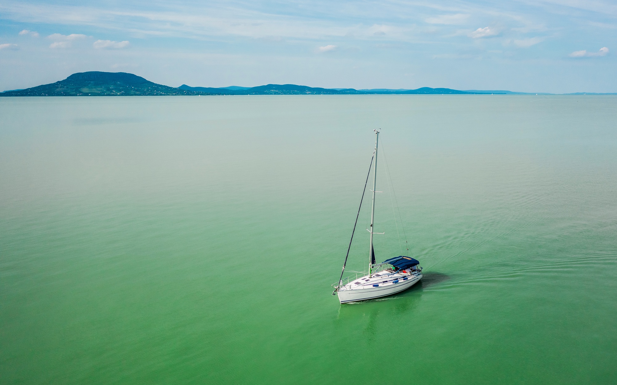Közel 13 ezer nevező a Balaton-átúszáson