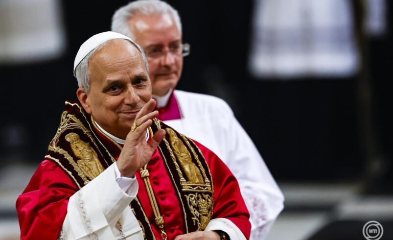 Orbán Viktort és Semjén Zsoltot fogadja XIV. Leó pápa