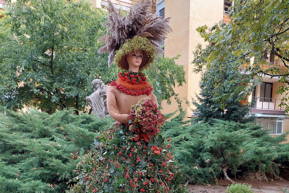 Ismét megérkezett az Ősztündér a Fő utcára