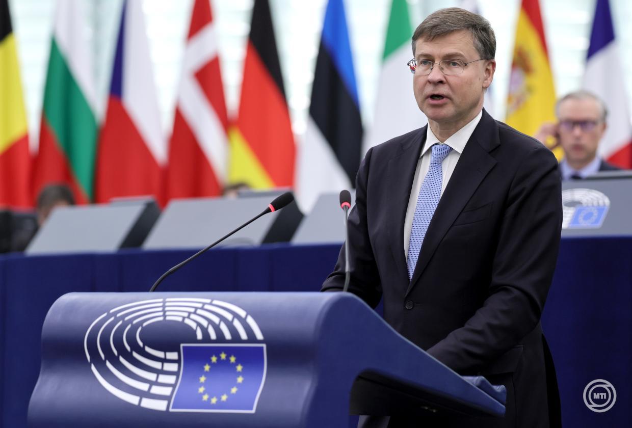 Digitális egyszerűsítésre vonatkozó javaslatcsomagot mutattak be